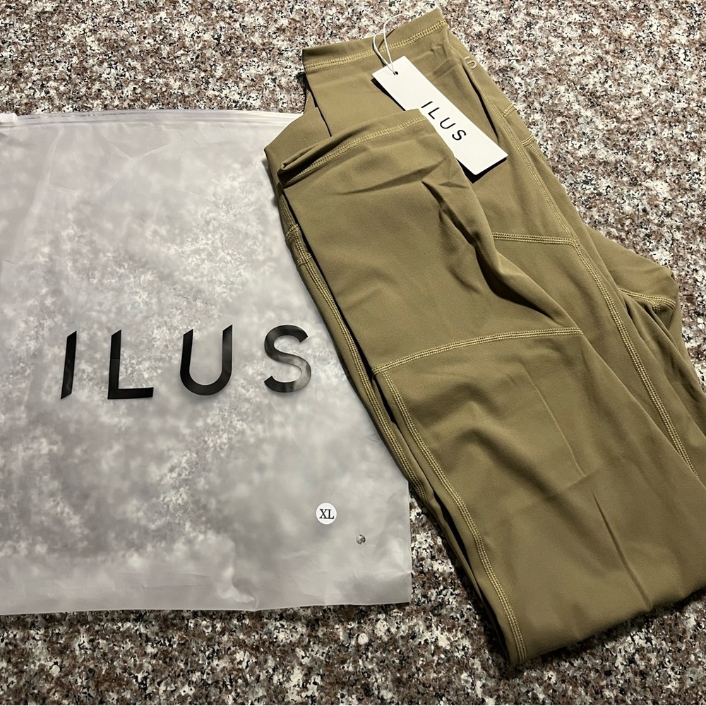 ILUS accentuate leggings